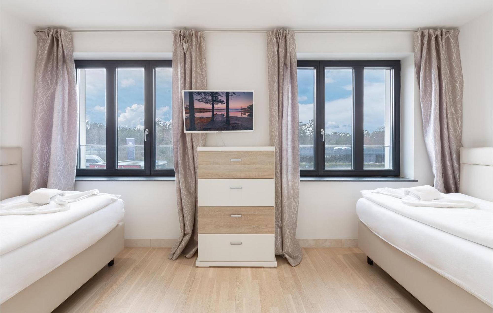 Diamond Apartment